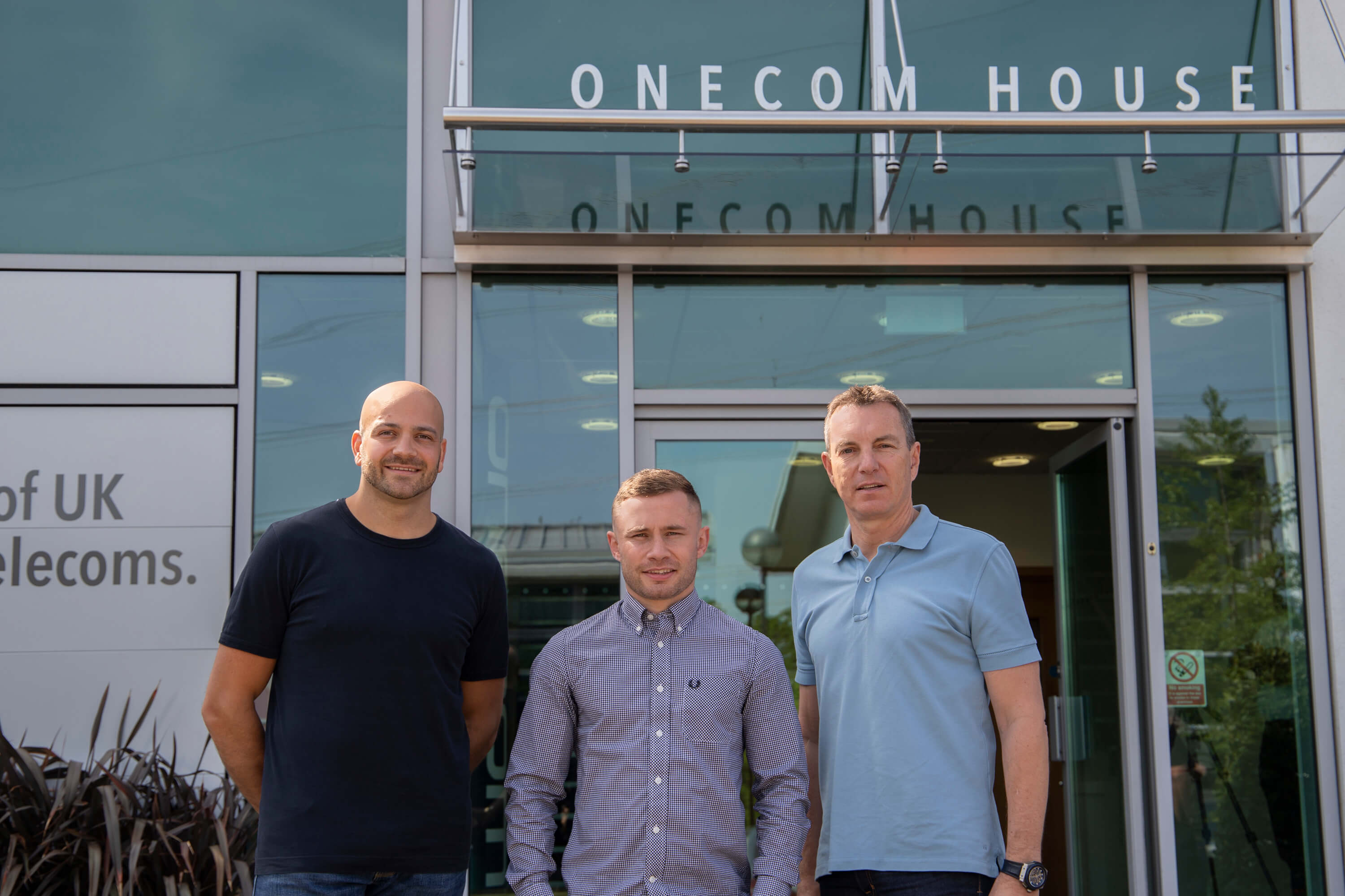 Carl Frampton MBE visits Onecom