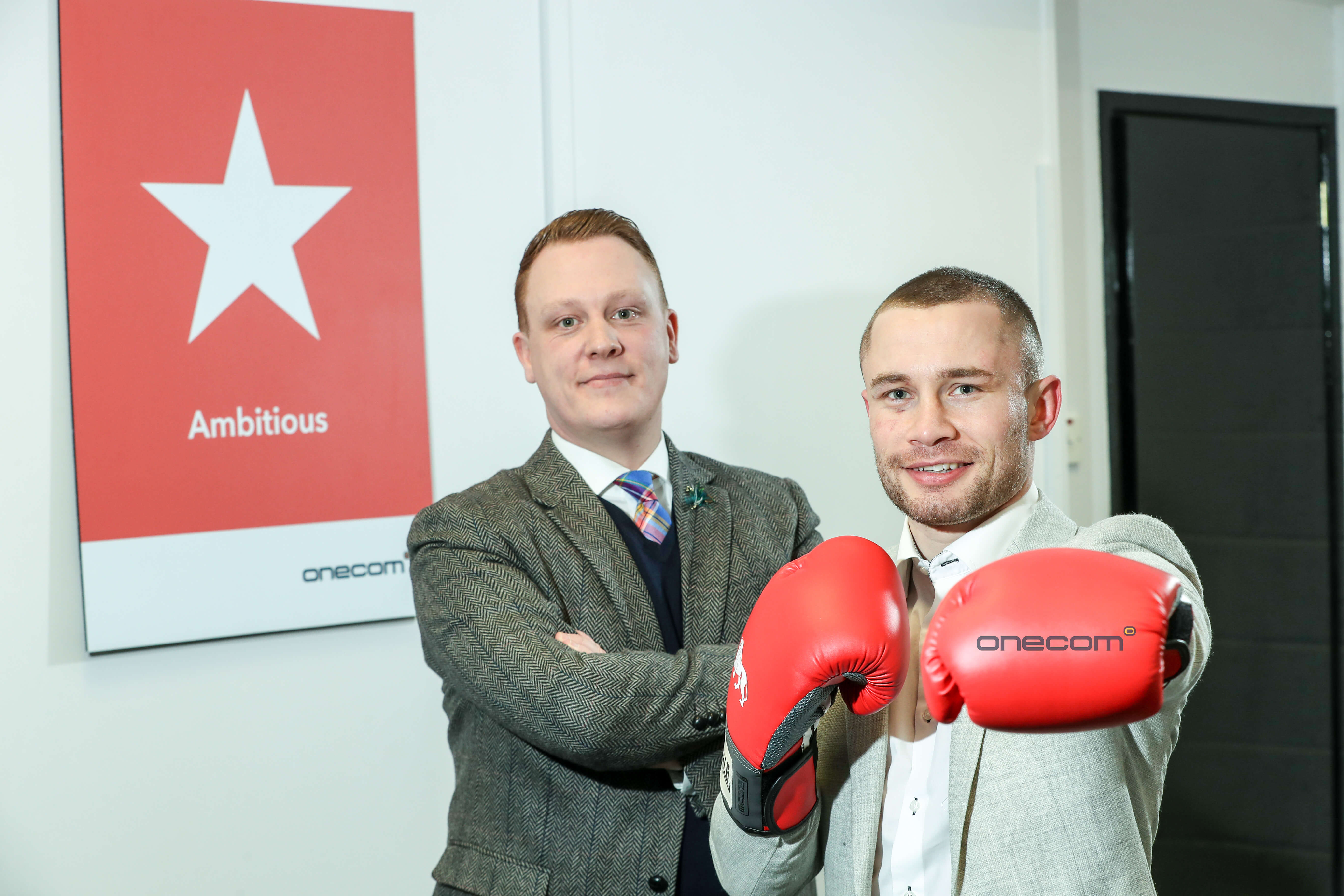 Onecom Signs Up Knockout Ambassador